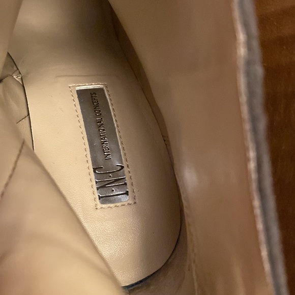 INC International Concepts (Macys) studded ankle boots dark Mink olive 7 new box - Picture 5 of 8